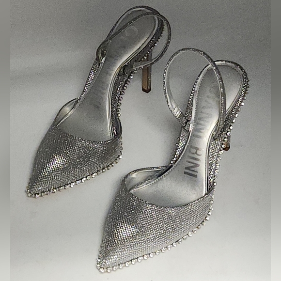 Gianni Bini Silver Rhinestone Embellished Slingback Pumps - Size 7.5 - Picture 7 of 17